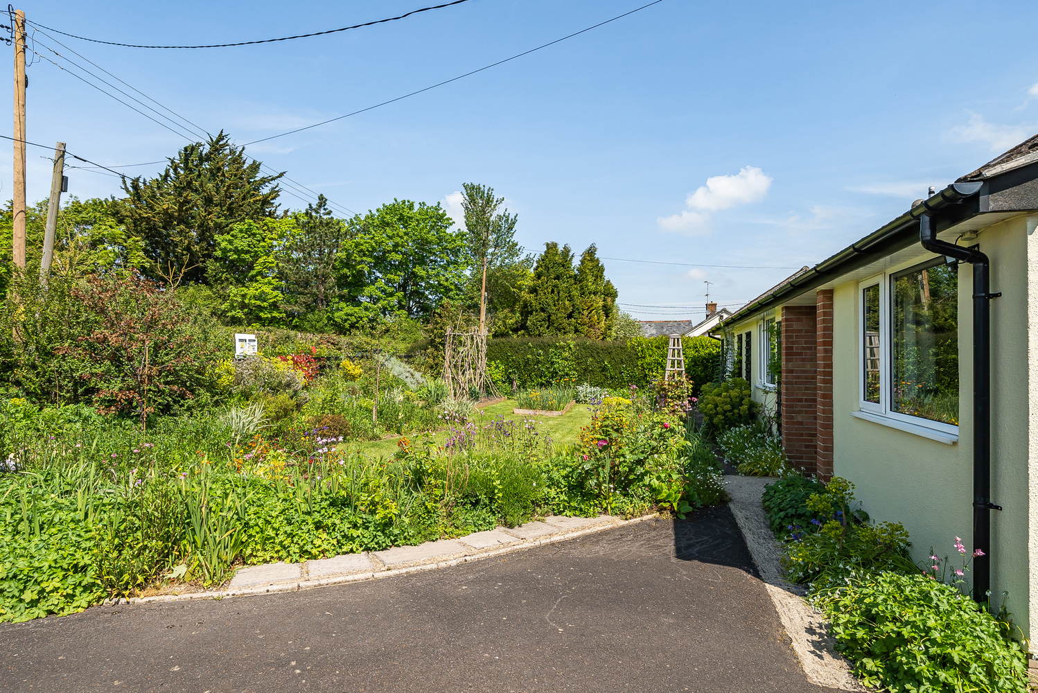 Avalon, Slough Green, Taunton, Somerset