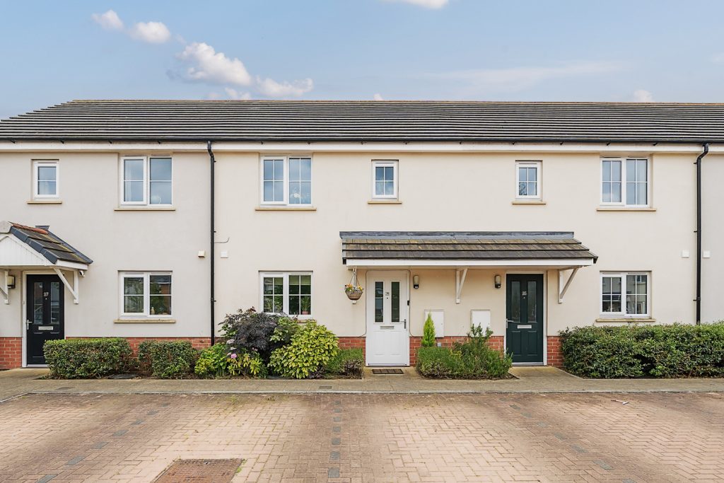 Henlade Close, Henlade, Taunton, Somerset