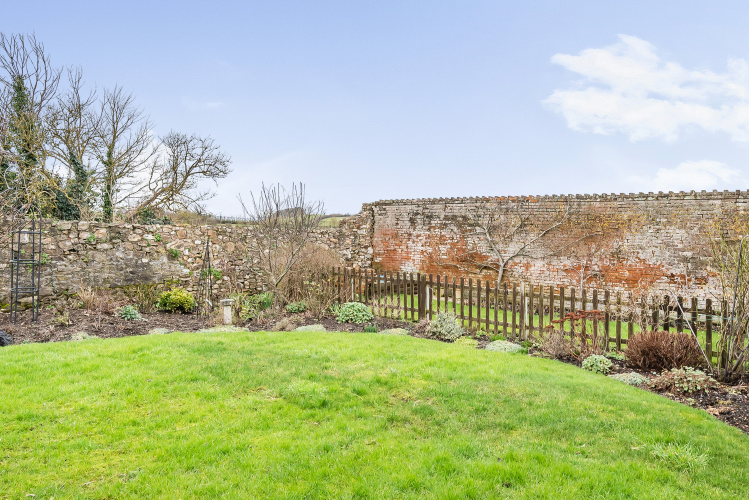 Chilliswood Farm, Trull