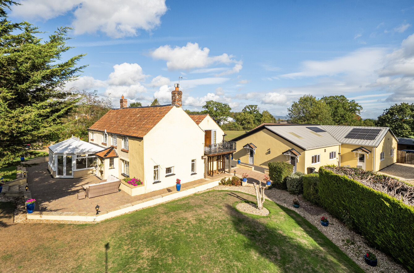 Chelston, Wellington, 5 Acres
