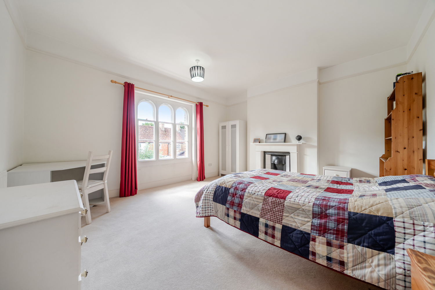 Holway Avenue, Taunton