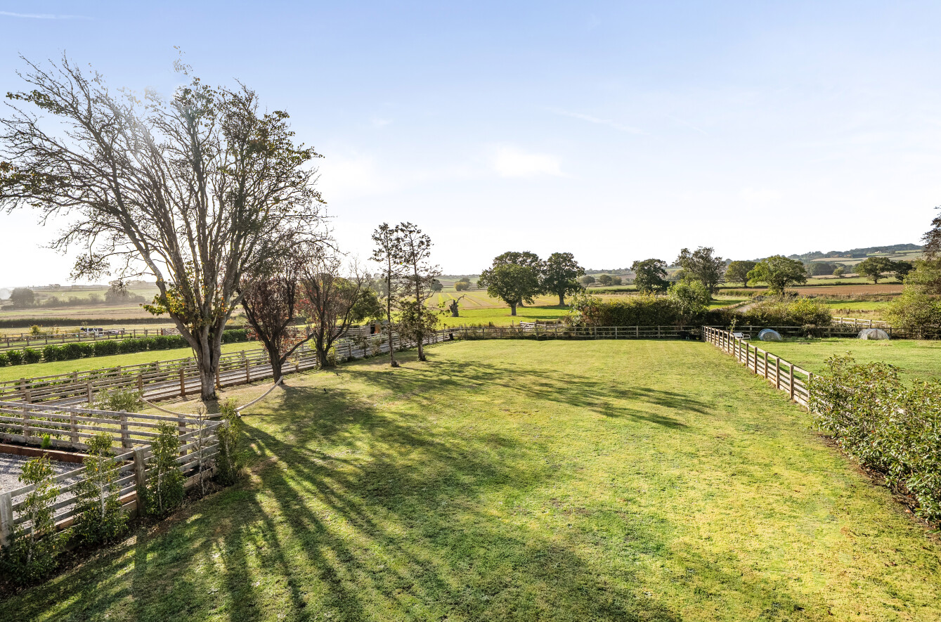 Willstock Farm, Rhode  0.3 Acre