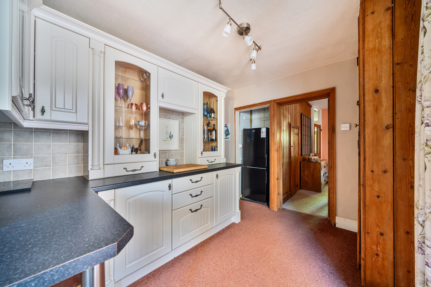 Holway Avenue, Taunton