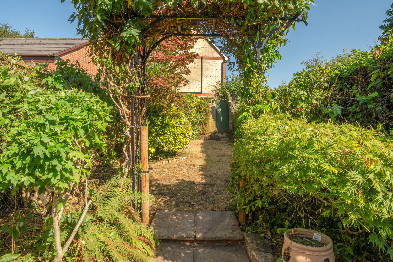 Holway Avenue, Taunton