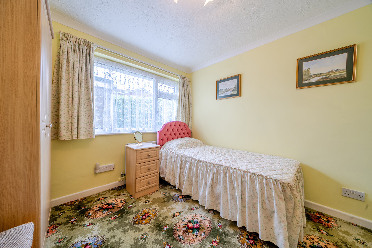 Longmead Close, Taunton
